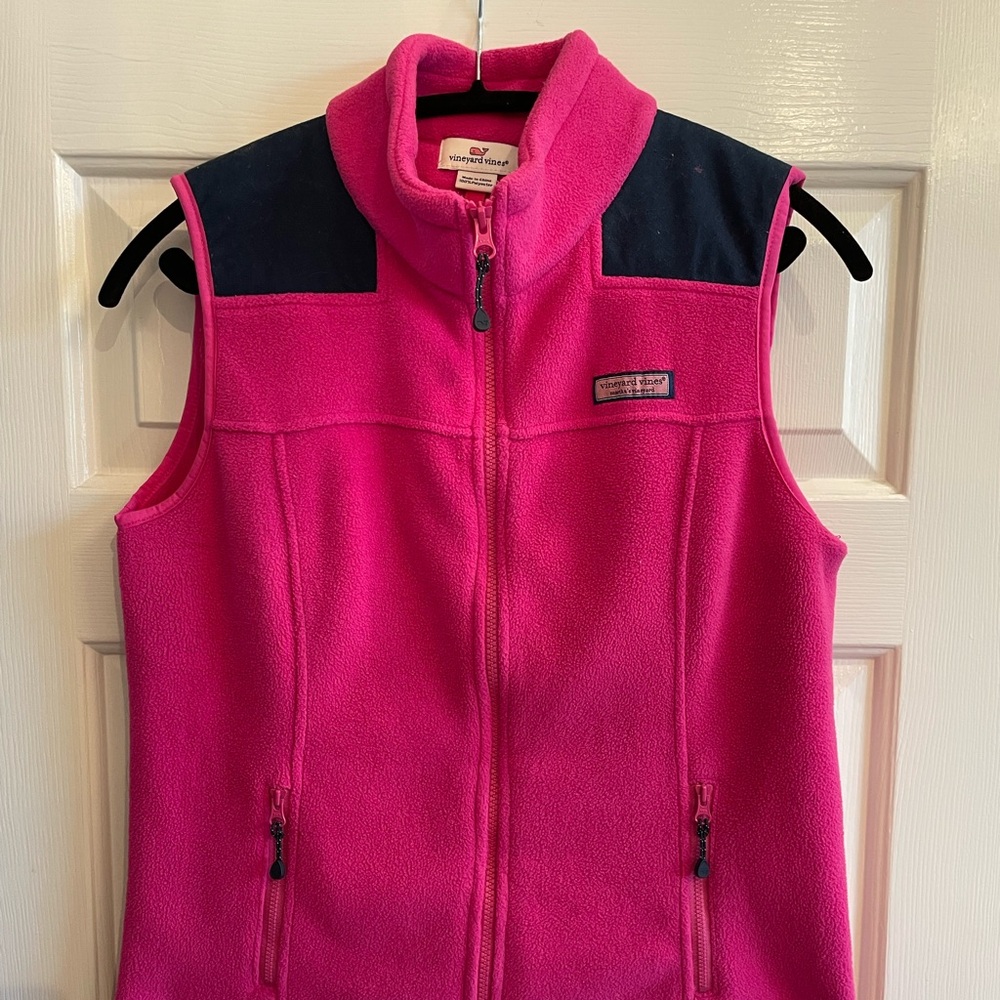 Women’s vineyards vines vest worn 1x excellent condition